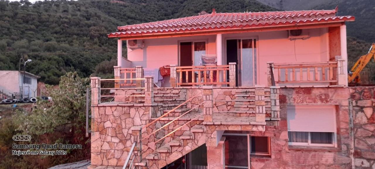 Xuxi Apartments Lukove Ngoại thất bức ảnh