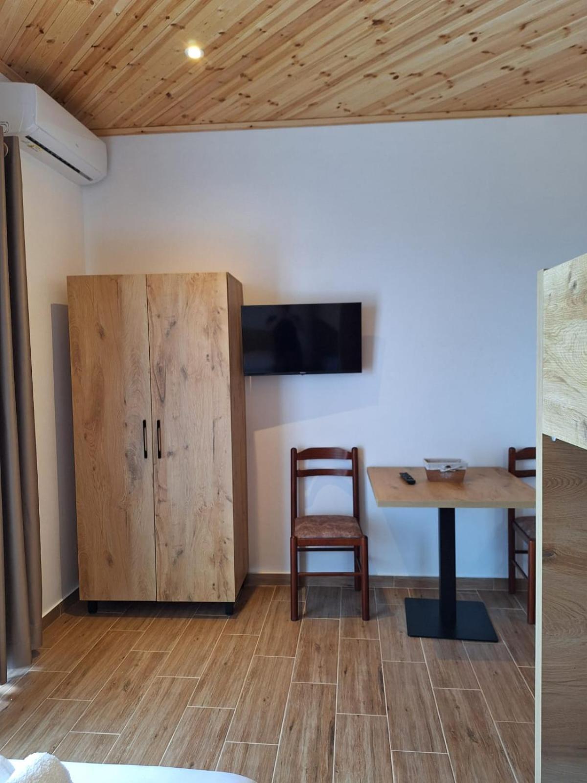 Xuxi Apartments Lukove Ngoại thất bức ảnh