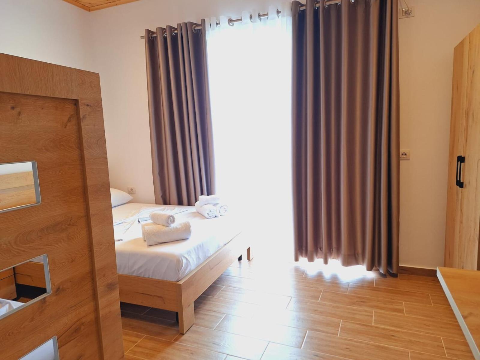 Xuxi Apartments Lukove Ngoại thất bức ảnh