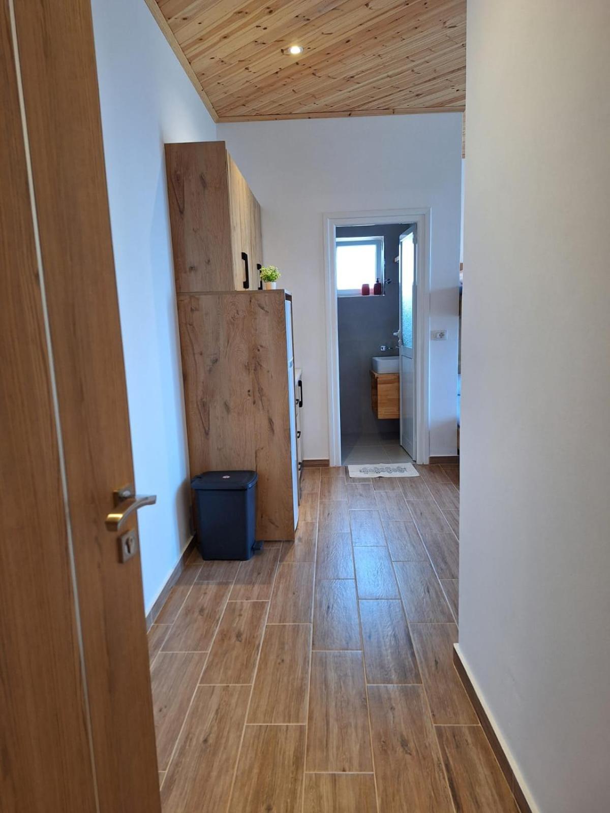 Xuxi Apartments Lukove Ngoại thất bức ảnh